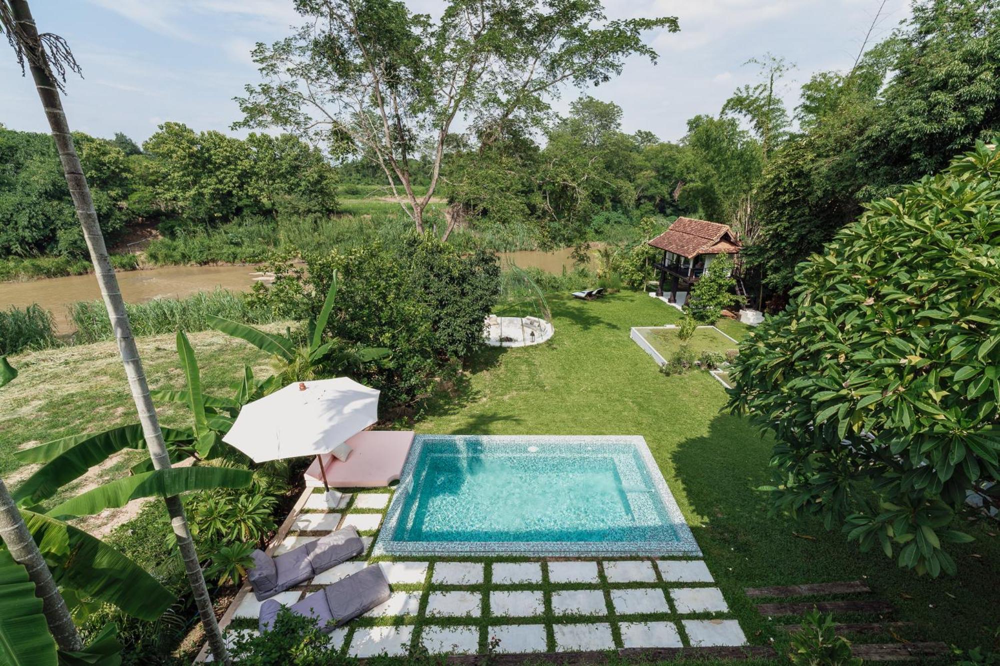 8Th Wonder - Chiang Mai Bed and Breakfast Mae Rim Exteriör bild