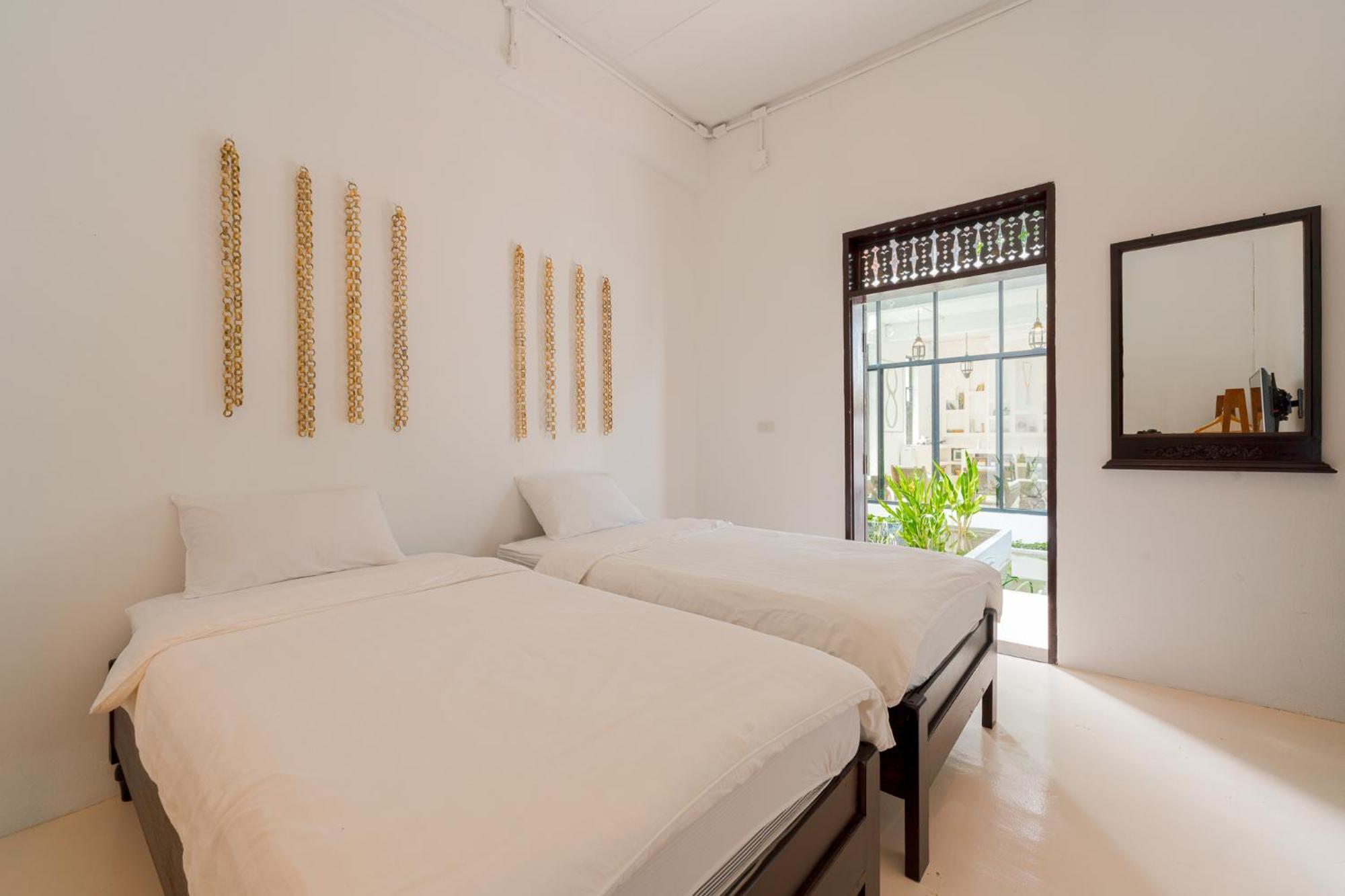 8Th Wonder - Chiang Mai Bed and Breakfast Mae Rim Exteriör bild